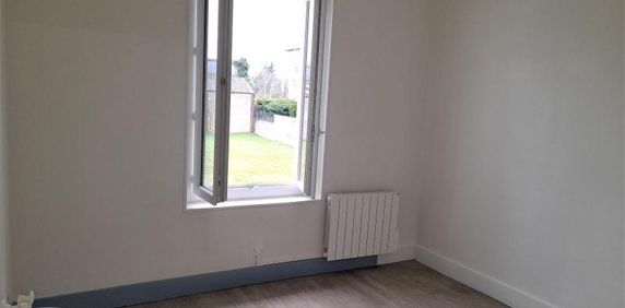Location Appartement 2 pièces 28m² VILLEFRANCHE SUR SAONE 69400 - Photo 2