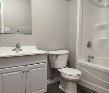 Freedom House Apartments - Photo 6