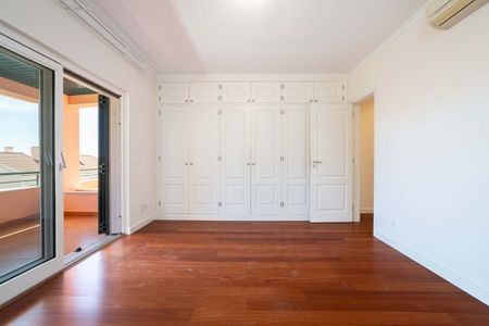 Lisboa, Lisbon 2775-393 - Photo 5