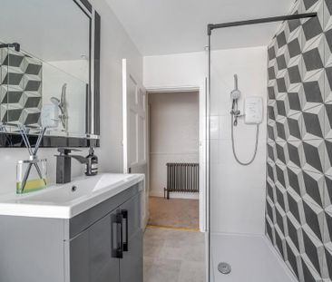 2 bedroom flat to rent - Photo 6