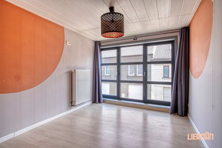 Instapklare woning met 3 SLKS, garage én grote zonnige tuin! - Photo 3