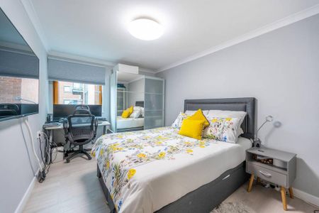 2 bedroom flat to rent - Photo 4