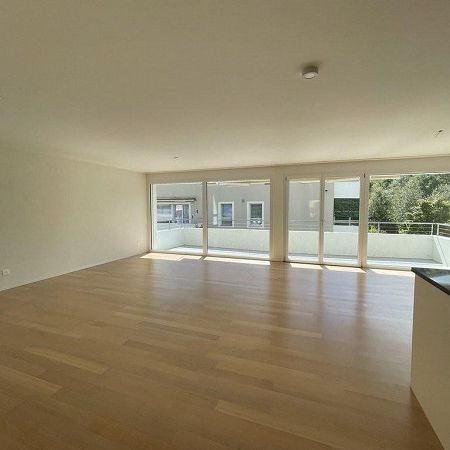 Moderne 5.5 Zimmerwohnung - 2 Monate GRATIS! - Photo 1