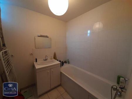 Location Appartement 2 pièces 52m² LAVAL 53000 - Photo 4