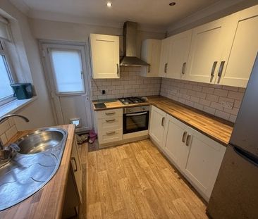 oystermouth Road, Swansea, SA1 - Photo 4