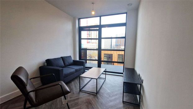 AVAILABLE JAN 14TH | FULLY FURNISHED | LOCATED IN THE SPECTACULAR GUNSMITH HOUSE | ORIGINAL EXTERNAL DETAILING | EXCELLENT LOCATION | BOOK NOW! - Photo 1