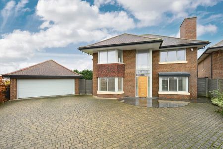 5 bedroom detached house to rent - Photo 3