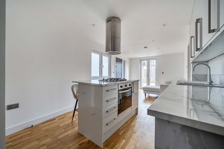 2 bedroom maisonette to rent - Photo 5