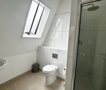 2 bedroom end of terrace house to rent - Photo 6