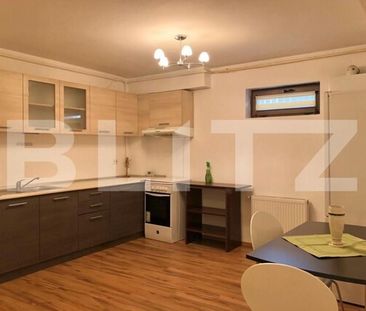 Apartament 4 camere, parcare, 80 mp, zona strazii G.V. Bibescu - Photo 2