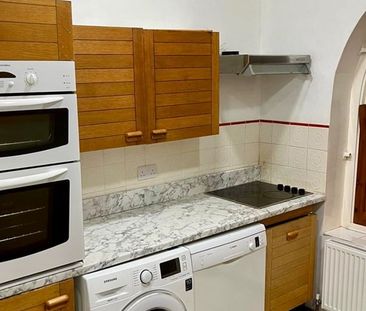 3 Bed Terraced House, Kemp Town Place, BN2 - Photo 2