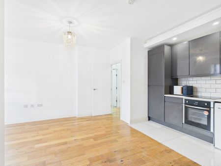 16 Elmfield Road, Bromley, BR1, London - Photo 5