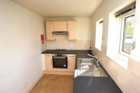 1 bedroom flat to rent - Photo 4