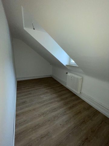 Frisch Rennovierte 4 Zimmerwohnung in Idar-Oberstein zu vermieten [HMR-O70E04] - Foto 4