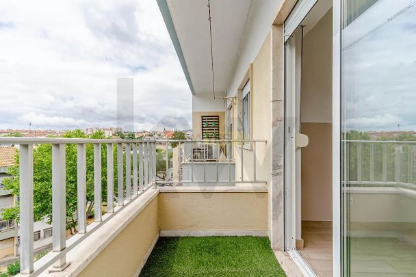 Apartment T1 in Póvoa de Santa Iria e Forte da Casa, Vila Franca de Xira - Photo 1