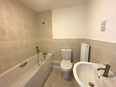 Romney Point, Repton, TN23 - Photo 3