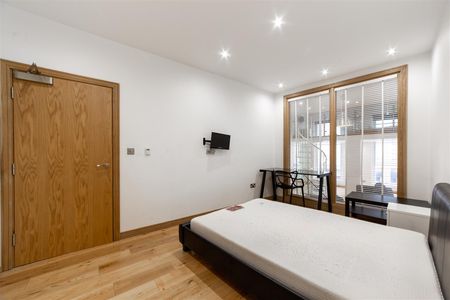 2 bed apartment to rent in Grainger Street, City Centre, NE1 - Photo 5