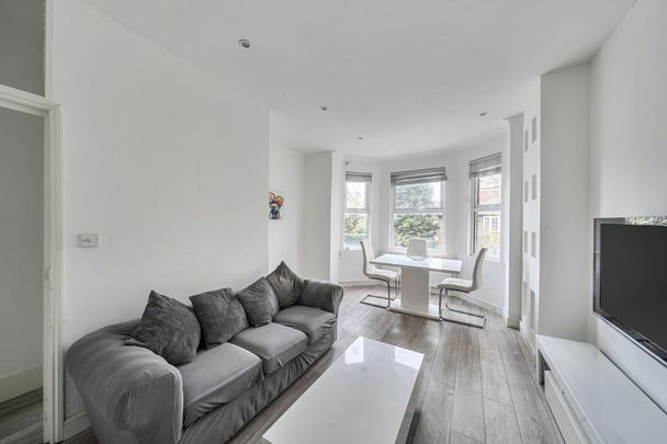 1 bedroom flat to rent - Photo 1