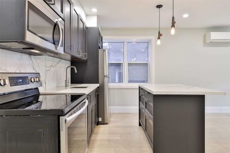 For Lease - 8 Grafton Avenue Unit# Main, Toronto, Ontario - Photo 2