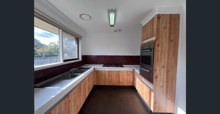 Family Home In a Great Location! - Photo 5