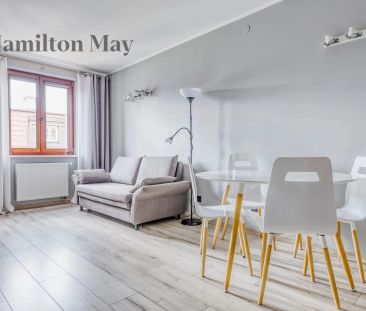 Eleganckie mieszkanie z otwartą kuchnią w Mokotowie - Photo 1