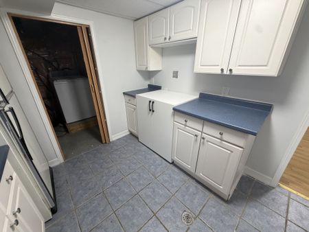 For Lease - 11 Cartwright Drive, Barrie, Ontario - Photo 5