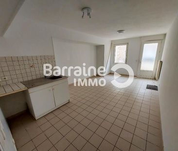 Location appartement à Cléder, 2 pièces 47.37m² - Photo 4