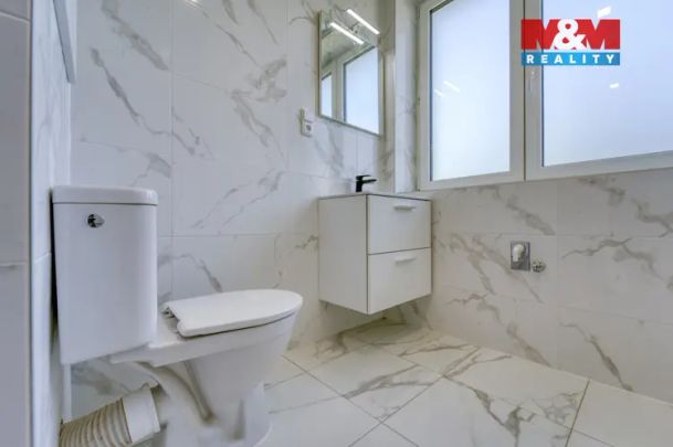 Pronájem bytu 2+1 v Stodu; Stodě, ul. nám. ČSA - Photo 1