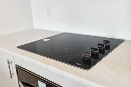 For Lease - 600 North Service Road Unit# 420, Hamilton, Ontario - Photo 3