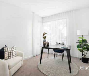 Stunning Near New Family Home - Photo 2