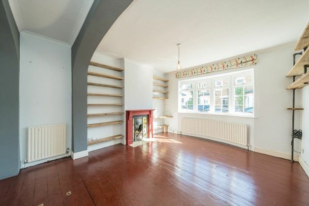 Newry Road, St Margarets, TW1 - Photo 1