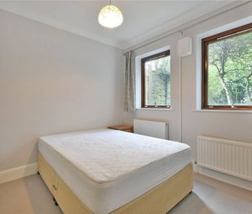 Lyncroft Gardens - Photo 1