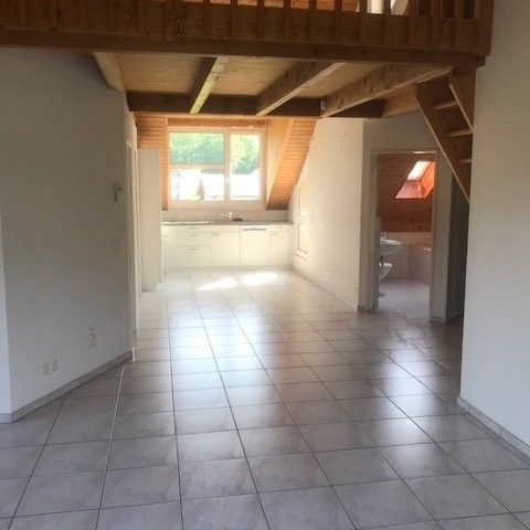 Gemütliche 4.5 Zimmer-Galeriewohnung in Lützelflüh - Photo 1
