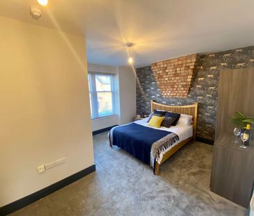 St. Catherines Grove Room 4 - Photo 4