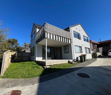 Charming 3BR Unit in Royal Heights! - Photo 2