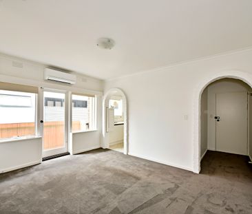 2/25 Irving Avenue, Prahran VIC 3181 - Apartment For Rent | Domain - Photo 2