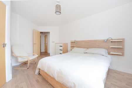 2 bedroom apartment to rent - Photo 5