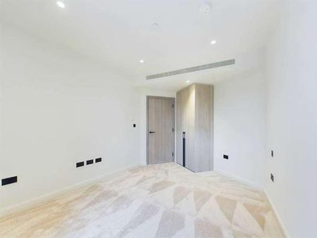 Aspen, Canary Wharf, E22 - Photo 2