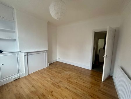Two Bedroom Terrace - Photo 2