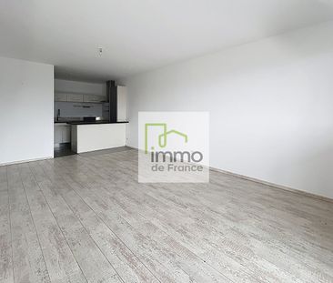 Location Appartement 3 pièces 66m² - Photo 3