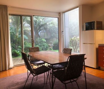 Lovely studio/apartment in garden setting - Photo 1