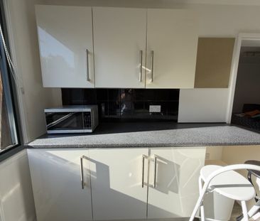 Room in a Shared House, Market Road, N7 - Photo 6