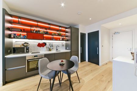 Studio Flat, Grantham House, E14 - Photo 5