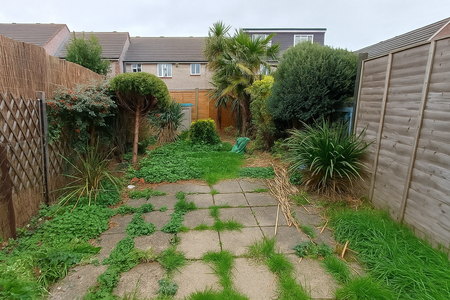 2 bedroom terraced house to rent - Photo 2