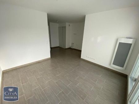 Location Appartement 1 pièce 27m² SETE 34200 - Photo 2