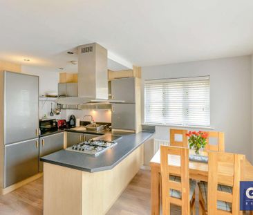 2 bedroom flat to rent - Photo 3
