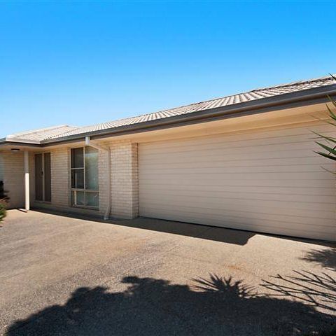 Stunning Family Home in Cooroy - Photo 1