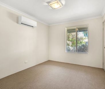 Spacious Family Home in Sought-After Ravenswood estate - Photo 4