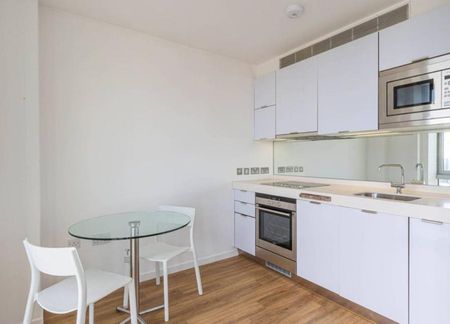 Studio to rent - Photo 3