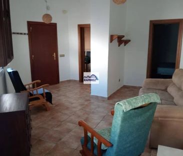 Alquiler de piso en Camino de Cotilla - Photo 2